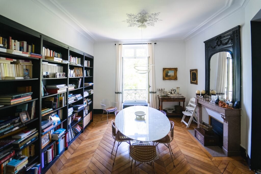 Rideaux et voilages sur mesure pour une grande maison