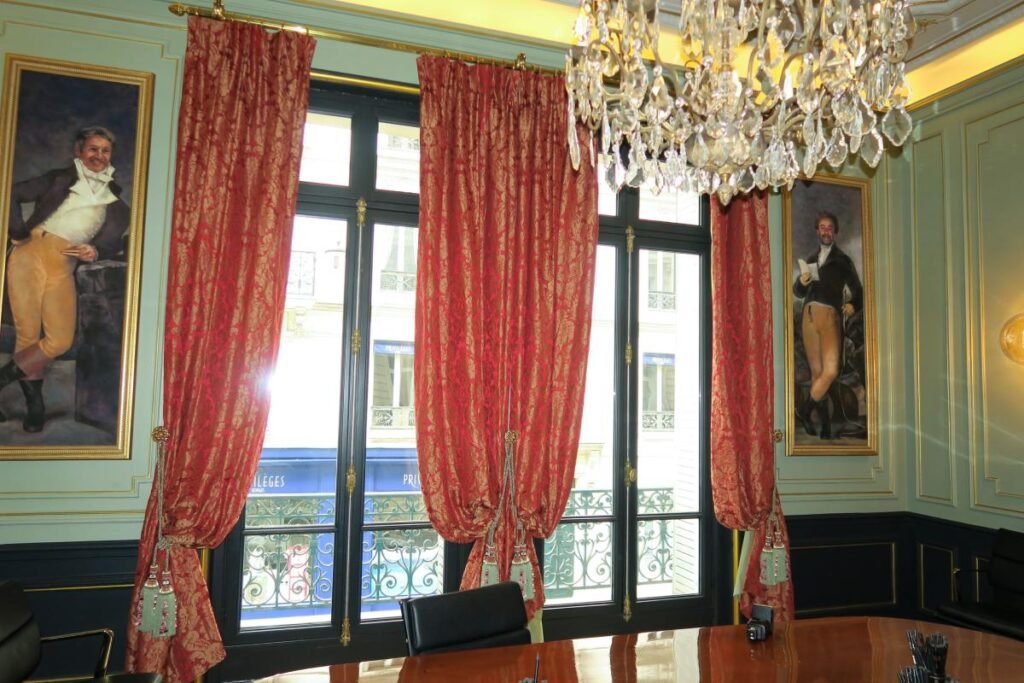 Rideaux d'époque style LOUIS XIV sur mesure