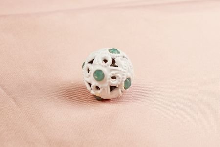 Bouton Vernis Blanc Perle Jade