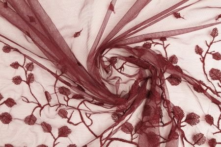 Tulle Brodé Feuilles Bordeaux