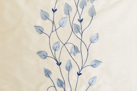 Soie Brodée Climbing Leaf F281-06 Blue Ivory