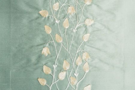 Soie Brodée Climbing Leaf F281-08 Ivory Celadon