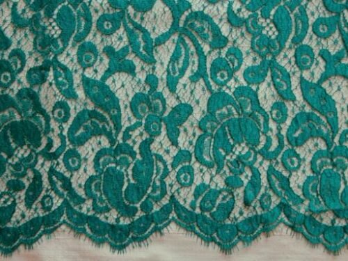 Dentelle de Calais fine dessin floral intemporel vert émeraude