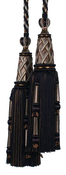 9900