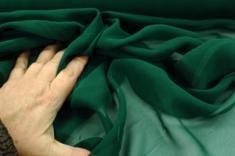 Lot pièce Mousseline de Soie verte bouteille 13 mètres