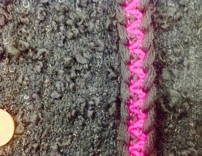 Galon FUSHIA ET NOIR passementerie de laine